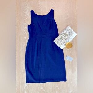 Elegant Navy Blue Sleeveless Dress